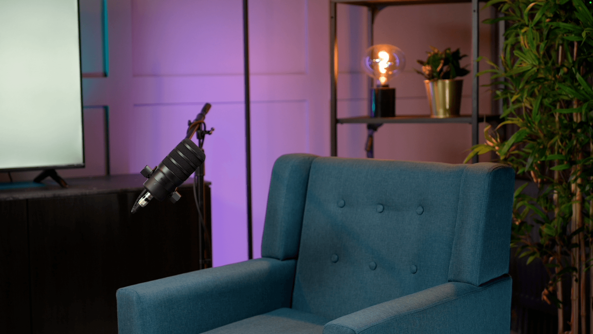 Lounge set — right seat